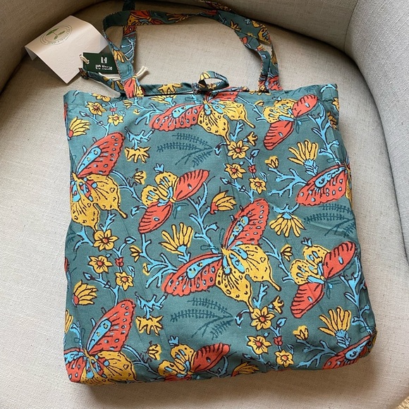 NWT Urban Outfitters Papillon Duvet Set Twin XL - Picture 11 of 11